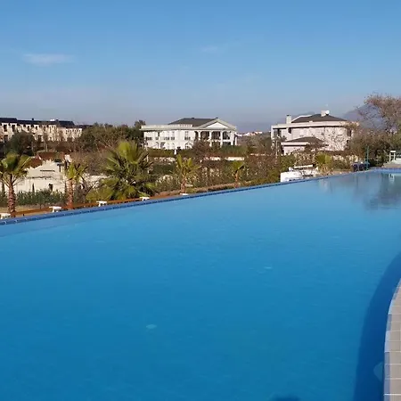 Tea At Long Hill Residence, Albania Apartment Tirana